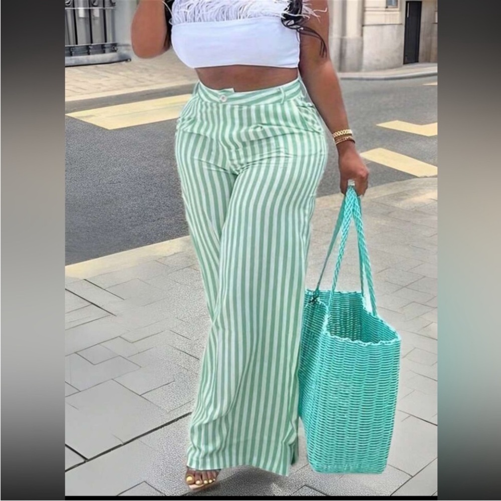 NWOT SHEIN Green and White Wide Leg Pants with Stripes